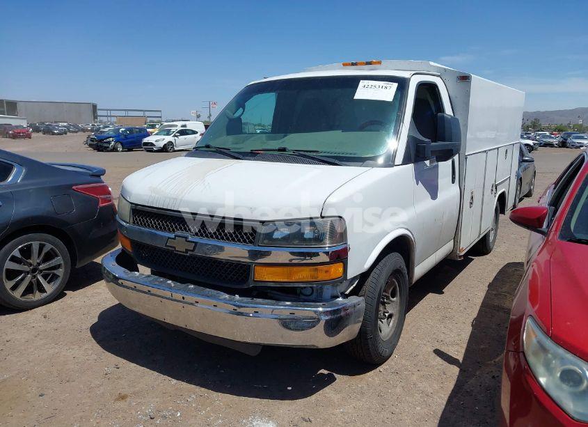 Photo 2 of 2014 Chevrolet Express CUTAWAY 3500 (VIN 1GB0G2CG2E1193192)