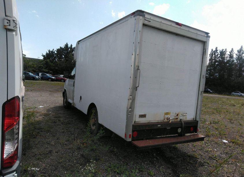 Photo 3 of 2014 Chevrolet Express CUTAWAY WORK VAN (VIN 1GB0G2CG4E1192917)