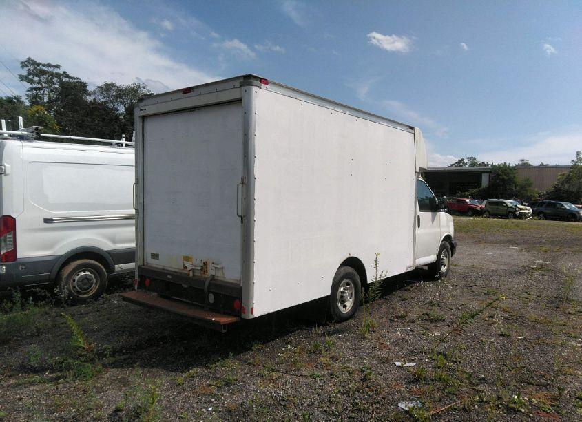 Photo 4 of 2014 Chevrolet Express CUTAWAY WORK VAN (VIN 1GB0G2CG4E1192917)