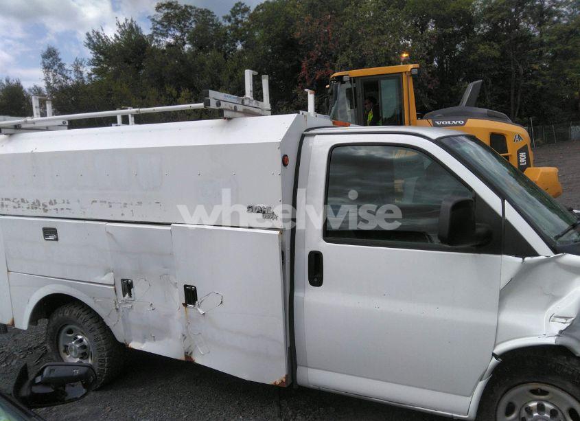 Photo 14 of 2014 Chevrolet Express CUTAWAY WORK VAN (VIN 1GB0G2CG7E1138110)