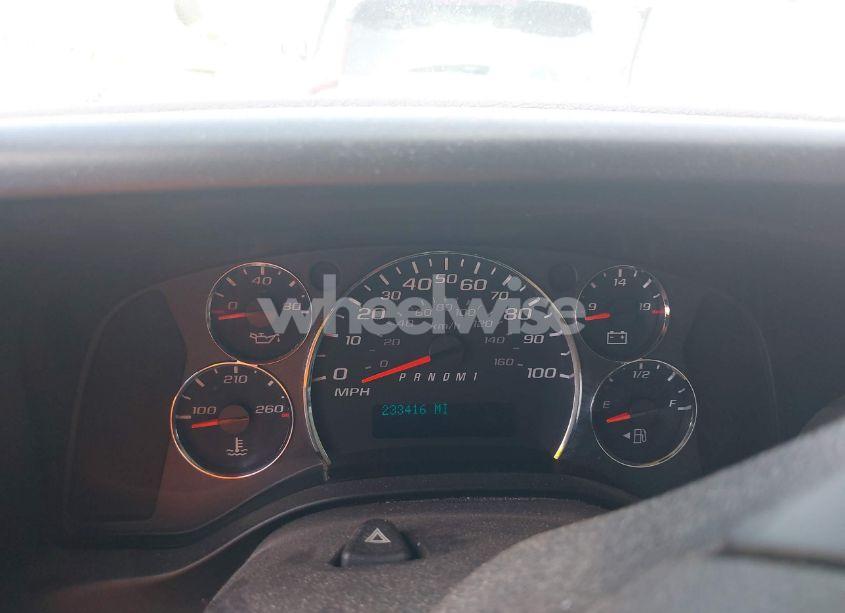 Photo 5 of 2011 Chevrolet Express CUTAWAY WORK VAN (VIN 1GB0G2CG8B1138323)