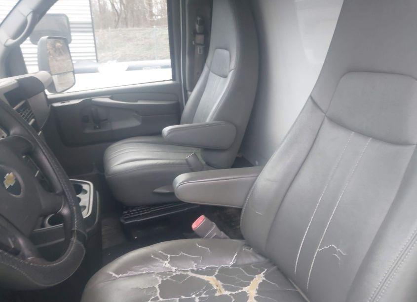 Photo 6 of 2012 Chevrolet Express CUTAWAY WORK VAN (VIN 1GB0G3CG5C1152722)