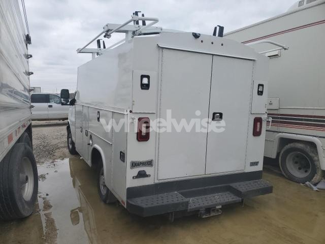 Photo 4 of 2022 CHEVROLET EXPRESS G3500 (VIN 1GB0GRF76N1177758)