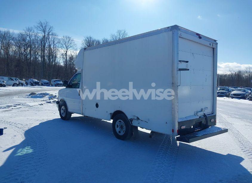 Photo 3 of 2021 Chevrolet Express CUTAWAY WORK VAN (VIN 1GB0GRF78M1312415)