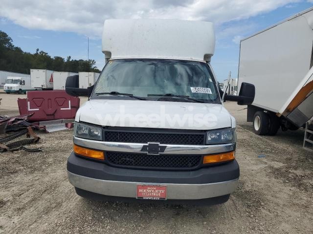 2022 CHEVROLET EXPRESS G3500 (VIN 1GB0GRF7XN1286109) main photo