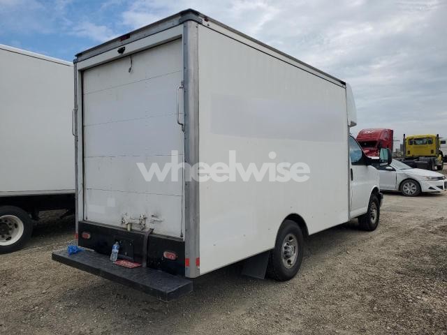 Photo 7 of 2022 CHEVROLET EXPRESS G3500 (VIN 1GB0GRF7XN1286109)
