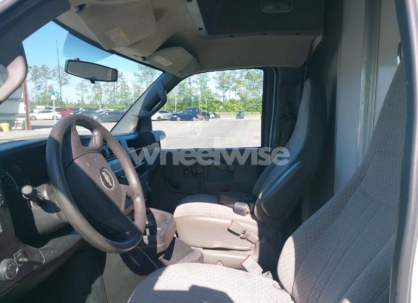 Photo 7 of 2017 Chevrolet Express CUTAWAY WORK VAN (VIN 1GB0GRFF6H1131651)