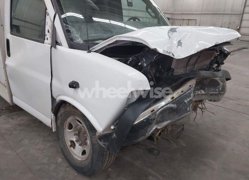 Photo 13 of 2017 Chevrolet Express CUTAWAY WORK VAN (VIN 1GB0GRFG1H1132053)