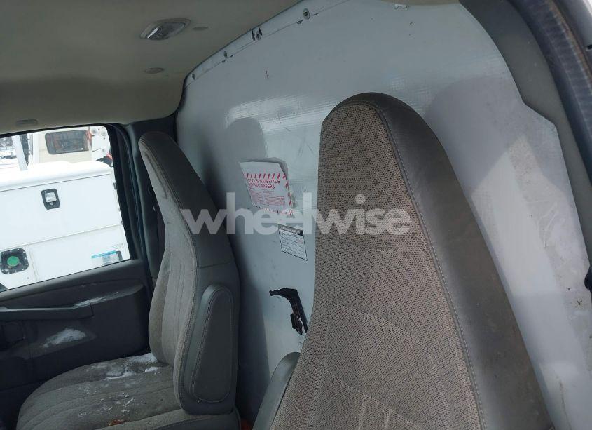 Photo 7 of 2017 Chevrolet Express CUTAWAY WORK VAN (VIN 1GB0GRFG1H1132053)