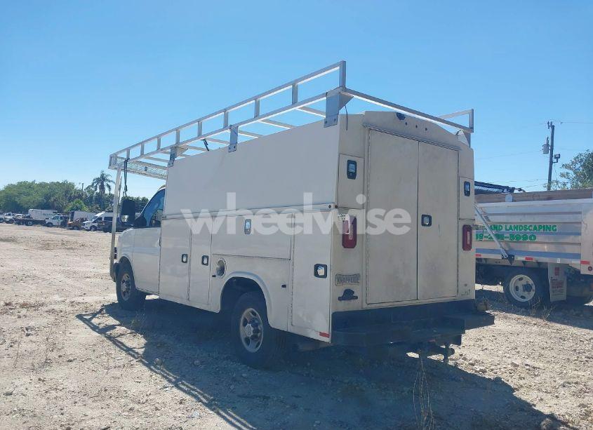 Photo 3 of 2019 Chevrolet Express CUTAWAY WORK VAN (VIN 1GB0GRFG1K1295549)