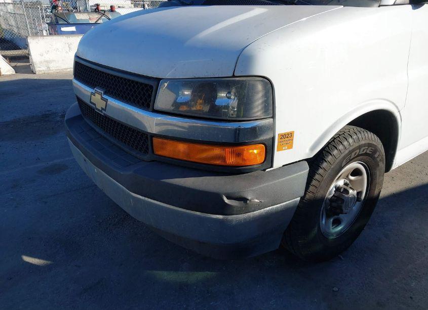 Photo 11 of 2017 Chevrolet Express CUTAWAY WORK VAN (VIN 1GB0GRFG2H1352690)