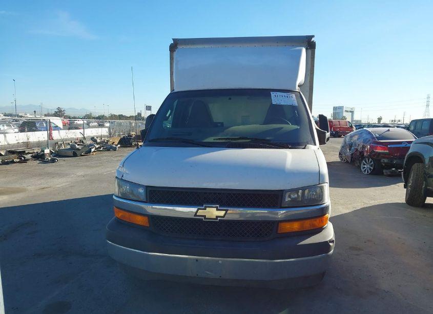 Photo 12 of 2017 Chevrolet Express CUTAWAY WORK VAN (VIN 1GB0GRFG2H1352690)