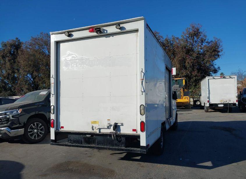 Photo 4 of 2017 Chevrolet Express CUTAWAY WORK VAN (VIN 1GB0GRFG2H1352690)