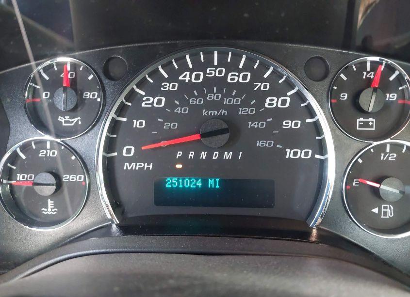 Photo 5 of 2017 Chevrolet Express CUTAWAY WORK VAN (VIN 1GB0GRFG2H1352690)