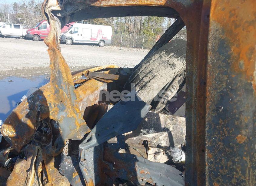 Photo 5 of 2019 Chevrolet Express CUTAWAY WORK VAN (VIN 1GB0GRFG2K1217099)