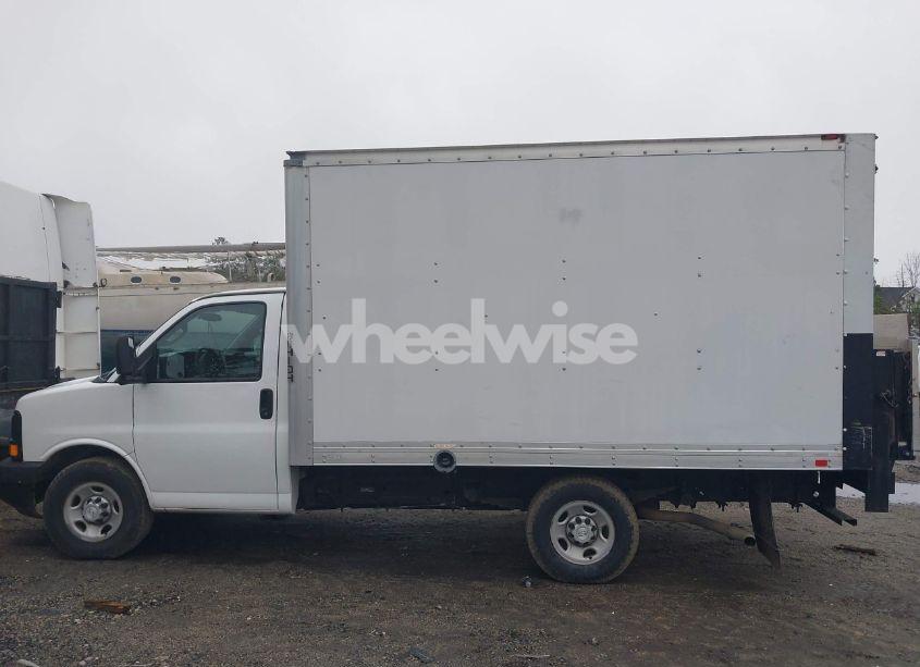 Photo 14 of 2017 Chevrolet Express CUTAWAY WORK VAN (VIN 1GB0GRFG4H1203441)