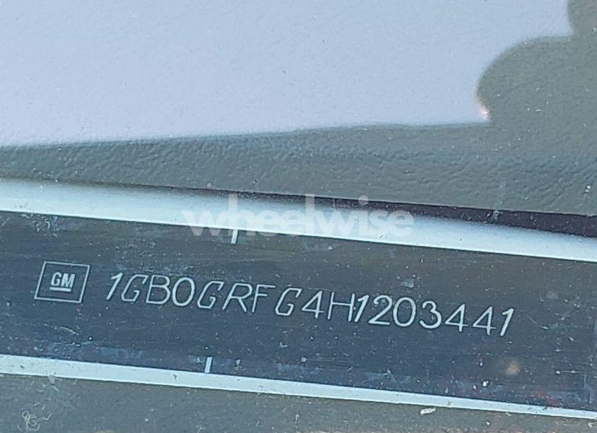 Photo 8 of 2017 Chevrolet Express CUTAWAY WORK VAN (VIN 1GB0GRFG4H1203441)