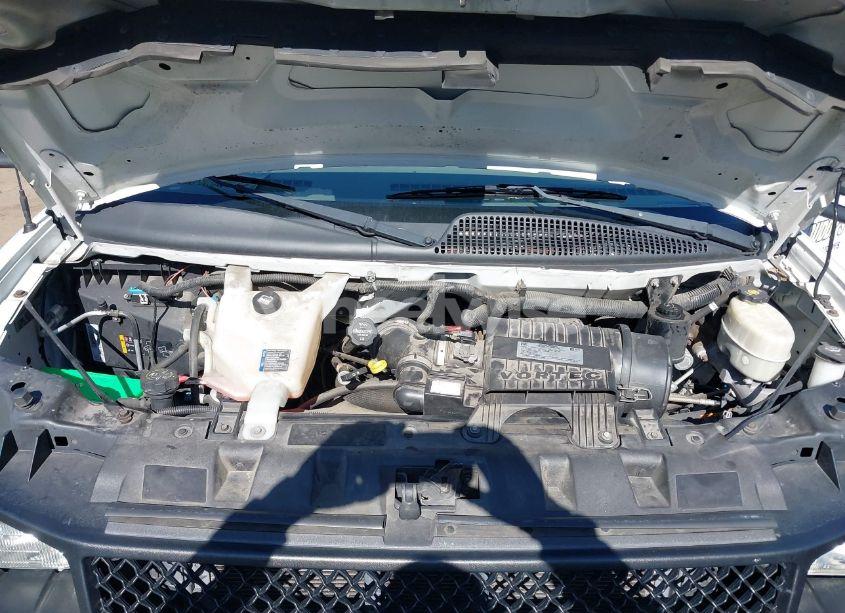 Photo 9 of 2017 Chevrolet Express CUTAWAY WORK VAN (VIN 1GB0GRFG4H1203441)