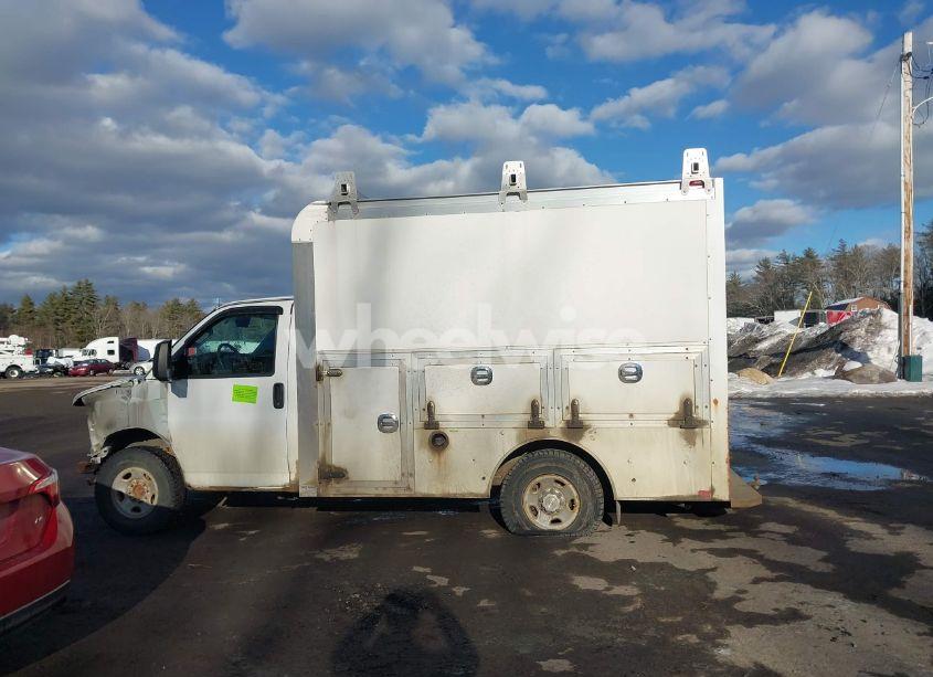 Photo 18 of 2017 Chevrolet Express CUTAWAY WORK VAN (VIN 1GB0GRFG4H1227884)