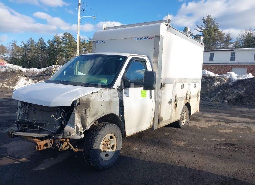 Photo 2 of 2017 Chevrolet Express CUTAWAY WORK VAN (VIN 1GB0GRFG4H1227884)