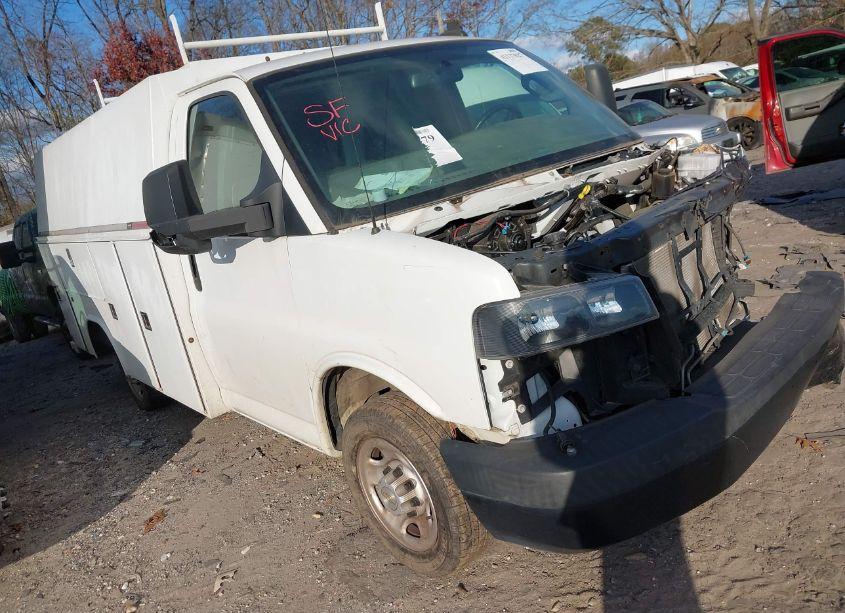2020 Chevrolet Express CUTAWAY WORK VAN (VIN 1GB0GRFG6L1211968) main photo