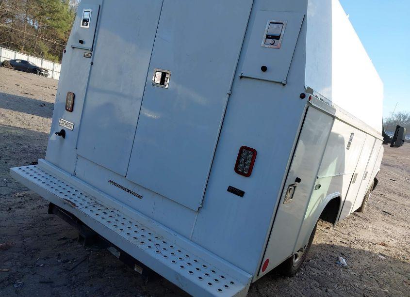 Photo 4 of 2020 Chevrolet Express CUTAWAY WORK VAN (VIN 1GB0GRFG6L1211968)