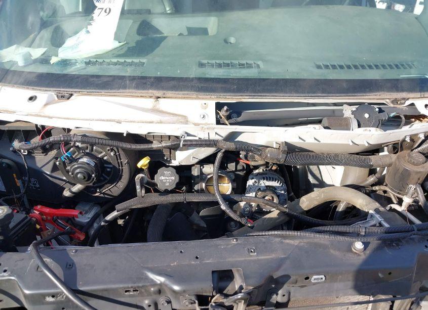 Photo 9 of 2020 Chevrolet Express CUTAWAY WORK VAN (VIN 1GB0GRFG6L1211968)