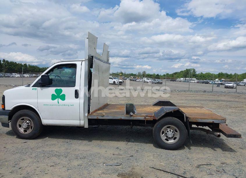 Photo 14 of 2017 Chevrolet Express CUTAWAY WORK VAN (VIN 1GB0GRFG9H1298742)