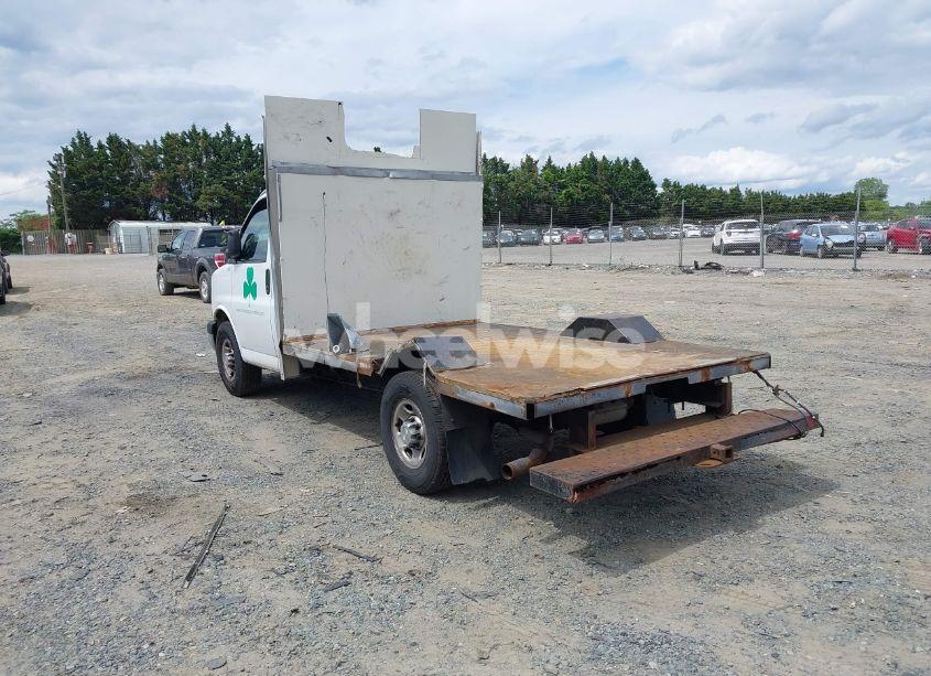 Photo 3 of 2017 Chevrolet Express CUTAWAY WORK VAN (VIN 1GB0GRFG9H1298742)