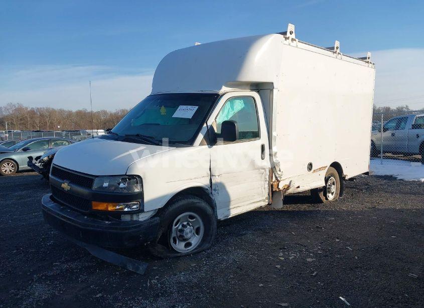 Photo 6 of 2019 Chevrolet Express CUTAWAY WORK VAN (VIN 1GB0GRFG9K1179273)