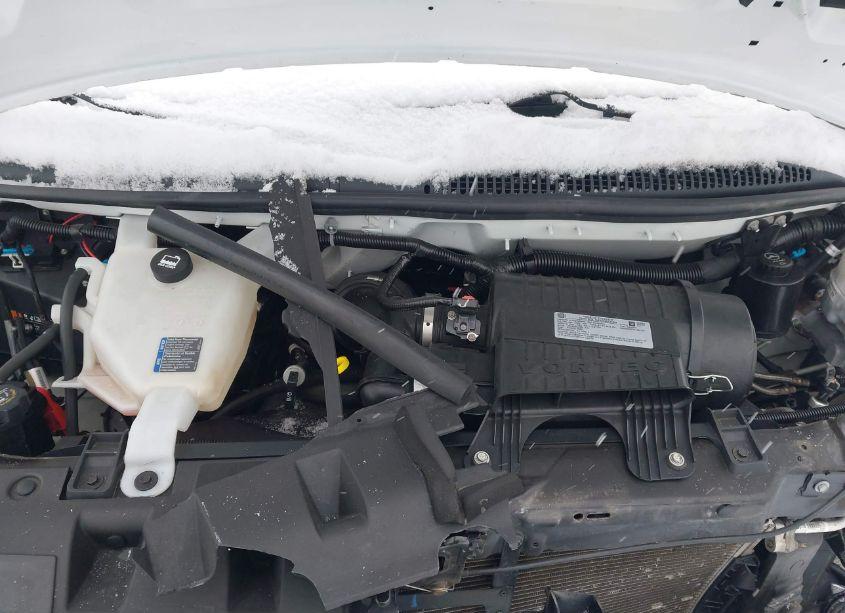 Photo 9 of 2020 Chevrolet Express CUTAWAY WORK VAN (VIN 1GB0GRFG9L1151703)