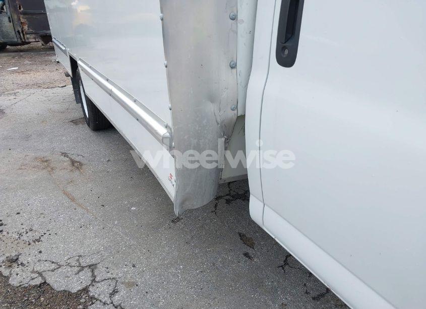 Photo 11 of 2019 Chevrolet Express CUTAWAY WORK VAN (VIN 1GB0GRFGXK1364349)