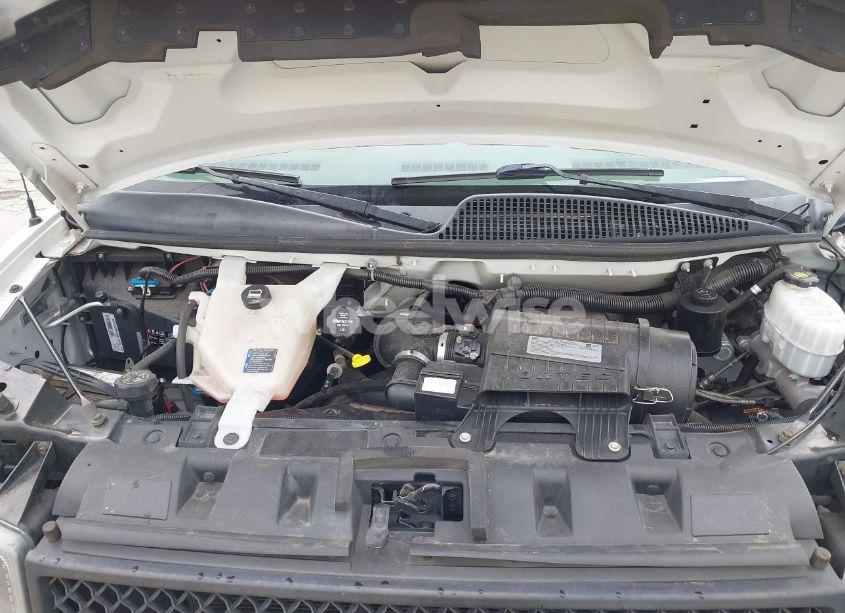 Photo 9 of 2019 Chevrolet Express CUTAWAY WORK VAN (VIN 1GB0GRFGXK1364349)