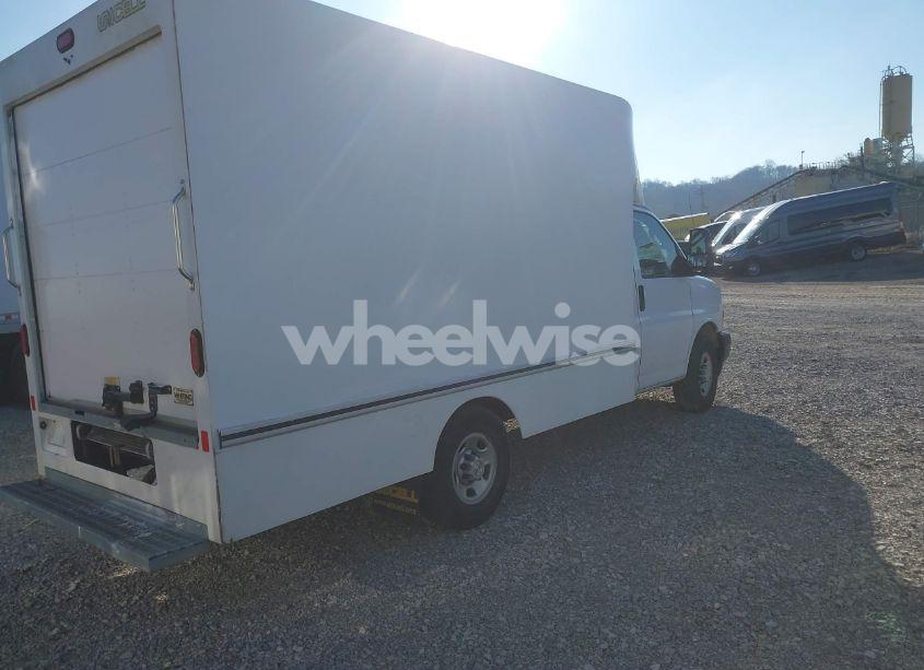 Photo 4 of 2020 Chevrolet Express CUTAWAY WORK VAN (VIN 1GB0GRFP1L1214650)