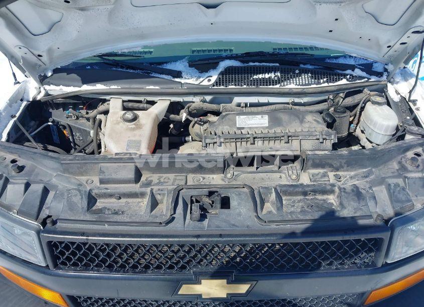 Photo 9 of 2020 Chevrolet Express CUTAWAY WORK VAN (VIN 1GB0GRFP1L1214650)