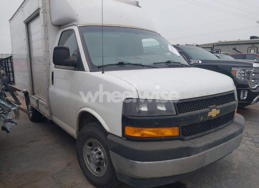 2019 Chevrolet Express CUTAWAY WORK VAN (VIN 1GB0GRFP4K1146133) main photo