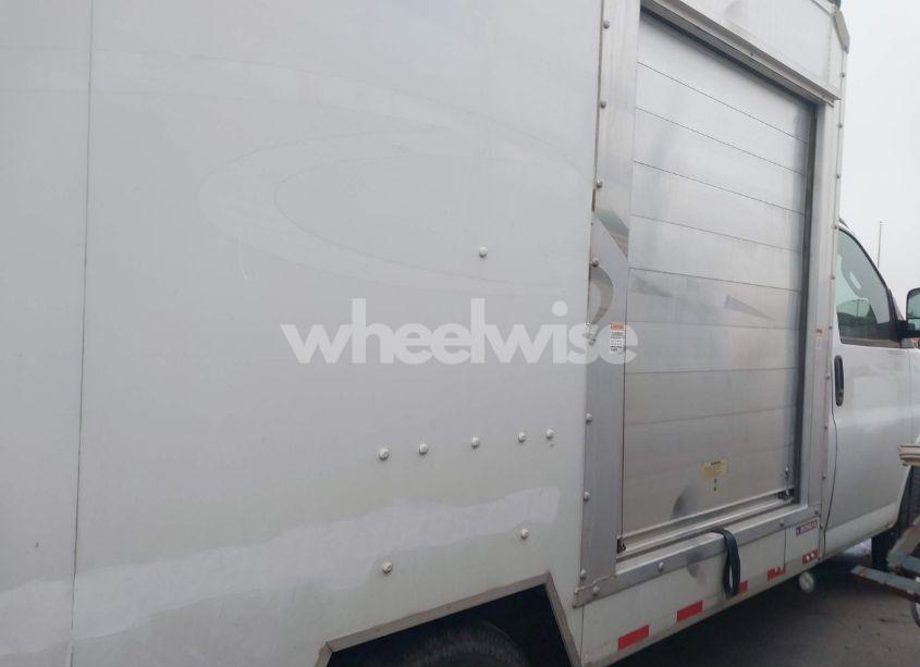 Photo 13 of 2019 Chevrolet Express CUTAWAY WORK VAN (VIN 1GB0GRFP4K1146133)