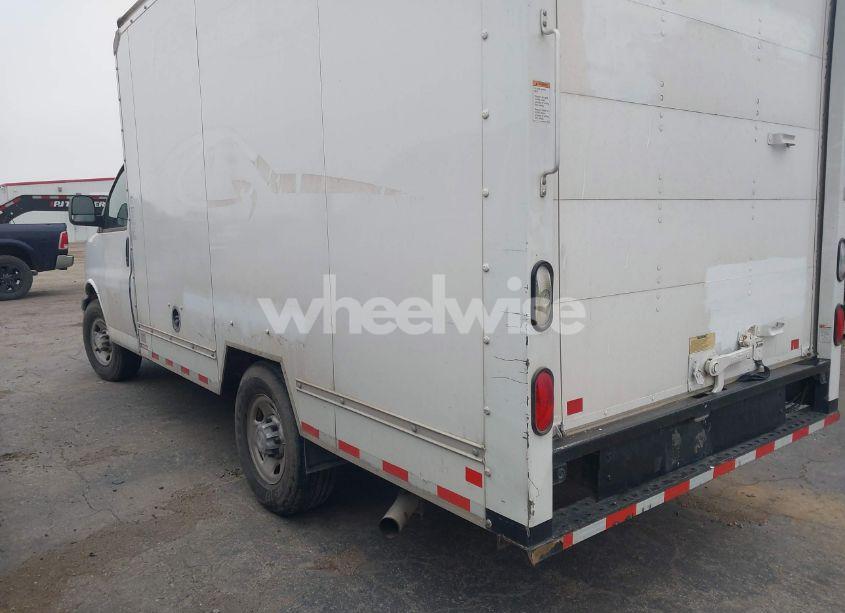 Photo 3 of 2019 Chevrolet Express CUTAWAY WORK VAN (VIN 1GB0GRFP4K1146133)