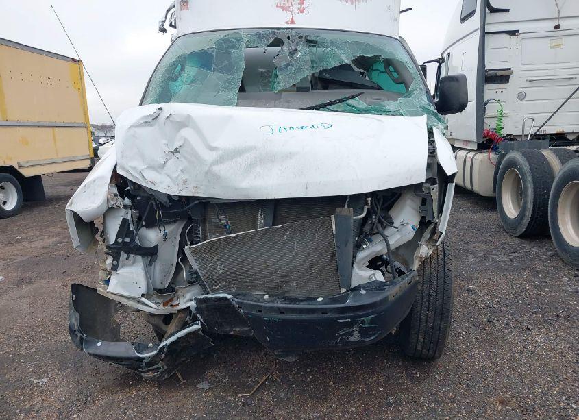 Photo 10 of 2019 Chevrolet Express CUTAWAY WORK VAN (VIN 1GB0GRFP5K1370561)