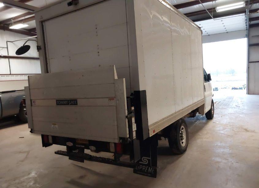 Photo 4 of 2021 Chevrolet Express CUTAWAY WORK VAN (VIN 1GB0GRFPXM1164865)