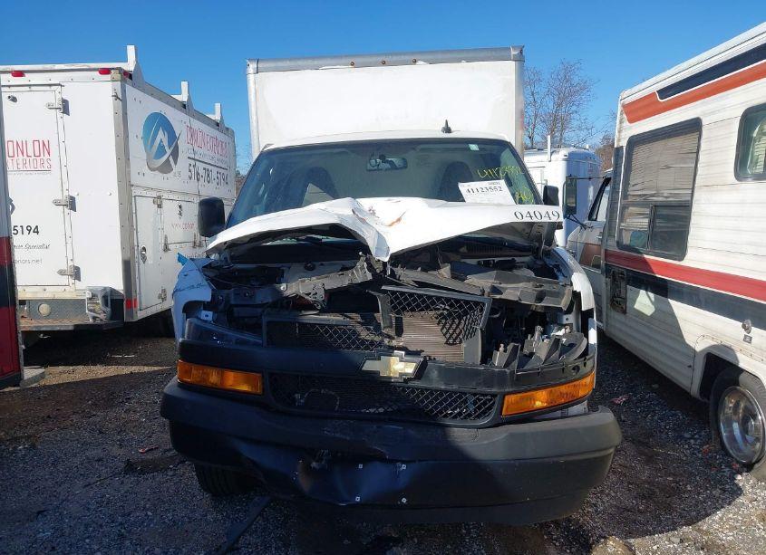 Photo 11 of 2023 Chevrolet Express CUTAWAY WORK VAN (VIN 1GB0GSF74P1112031)