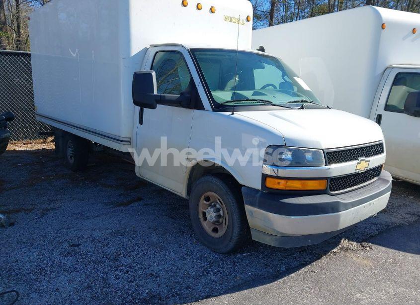 2020 Chevrolet Express CUTAWAY WORK VAN (VIN 1GB0GSFG0L1206045) main photo