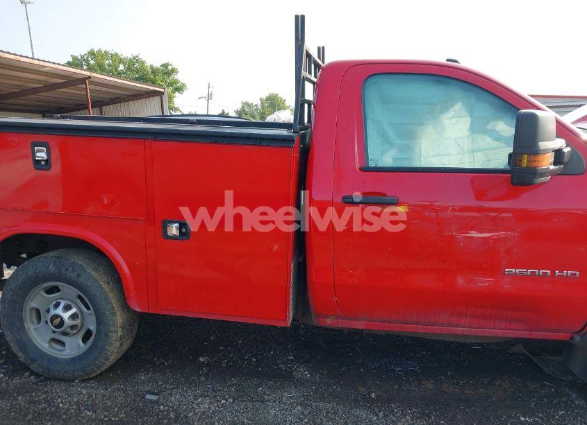 Photo 13 of 2016 Chevrolet Silverado 2500HD WT (VIN 1GB0KUEG7GZ242267)