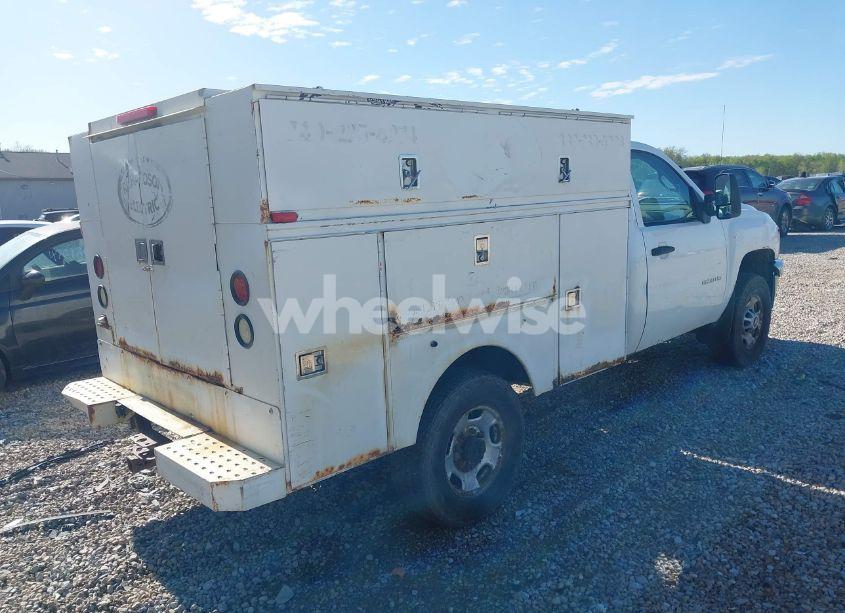 Photo 4 of 2011 Chevrolet Silverado 2500HD WORK TRUCK (VIN 1GB0KVCG1BF190914)