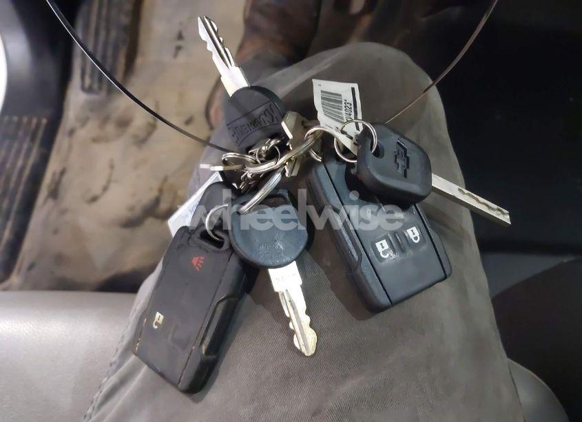 Photo 11 of 2016 Chevrolet Silverado 2500HD WT (VIN 1GB1CUEG0GF261679)