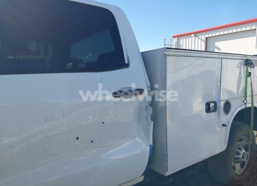 Photo 6 of 2016 Chevrolet Silverado 2500HD WT (VIN 1GB1CUEG0GF261679)