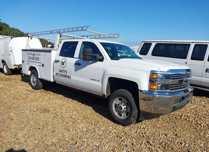 2017 Chevrolet Silverado 2500HD (VIN 1GB1CUEG6HF122142) main photo