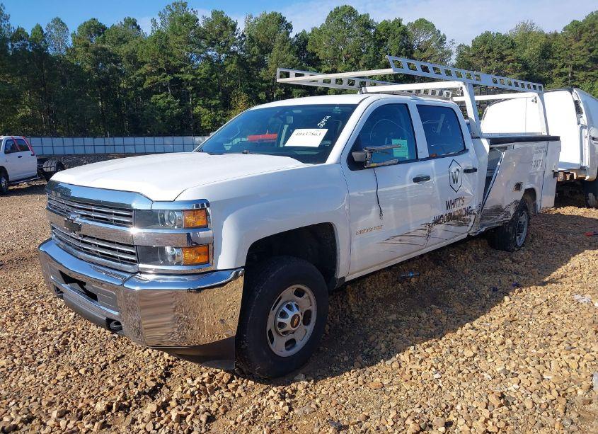 Photo 2 of 2017 Chevrolet Silverado 2500HD (VIN 1GB1CUEG6HF122142)