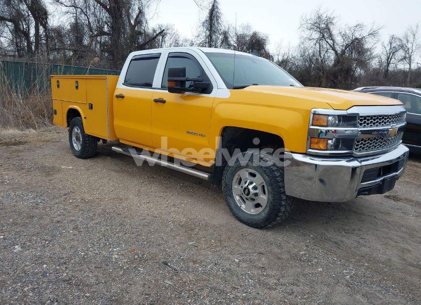 2019 Chevrolet Silverado 2500HD LT (VIN 1GB1KSEG4KF201713) main photo