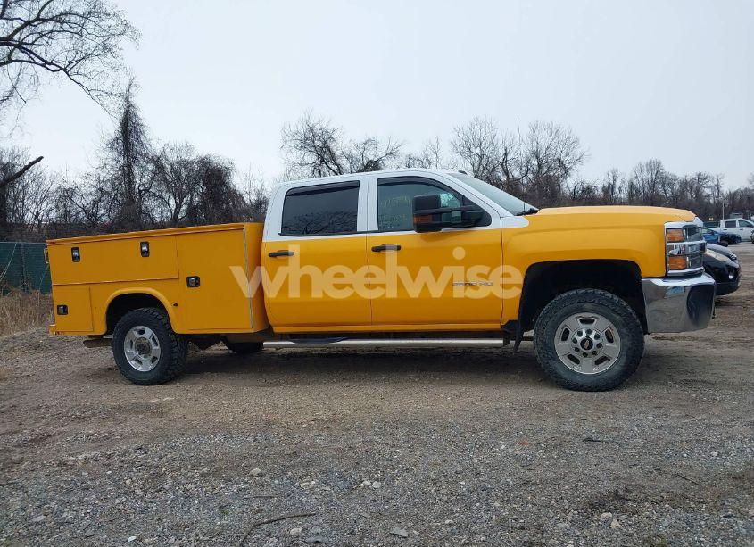 Photo 13 of 2019 Chevrolet Silverado 2500HD LT (VIN 1GB1KSEG4KF201713)